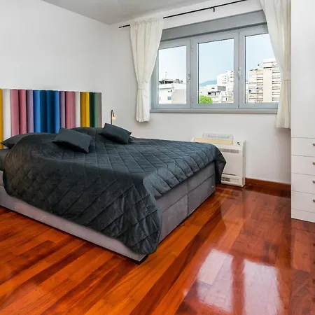 Sole Split, Firule Σπλιτ